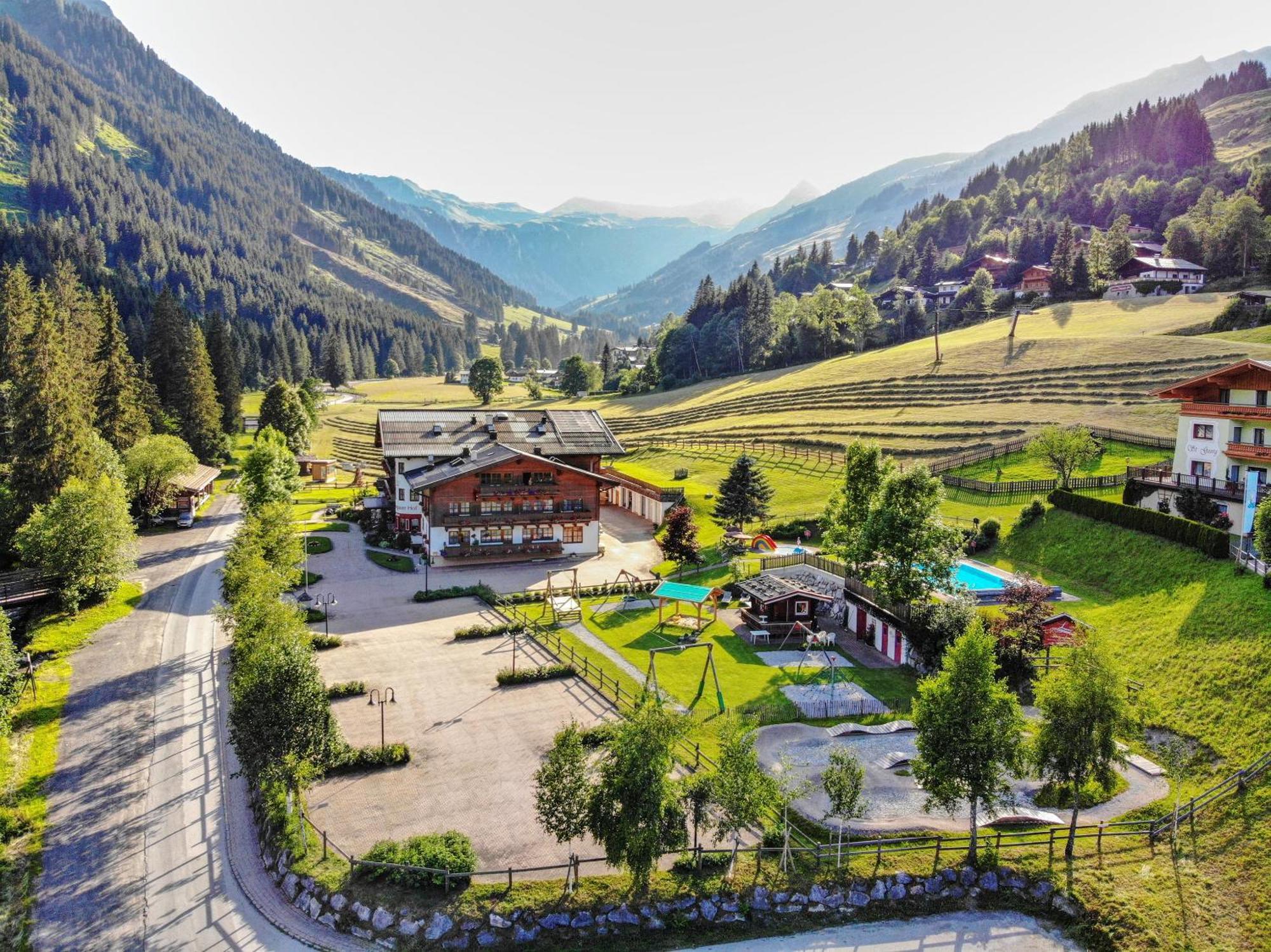 Familienhotel Lengauer Hof Saalbach-Hinterglemm Exteriér fotografie